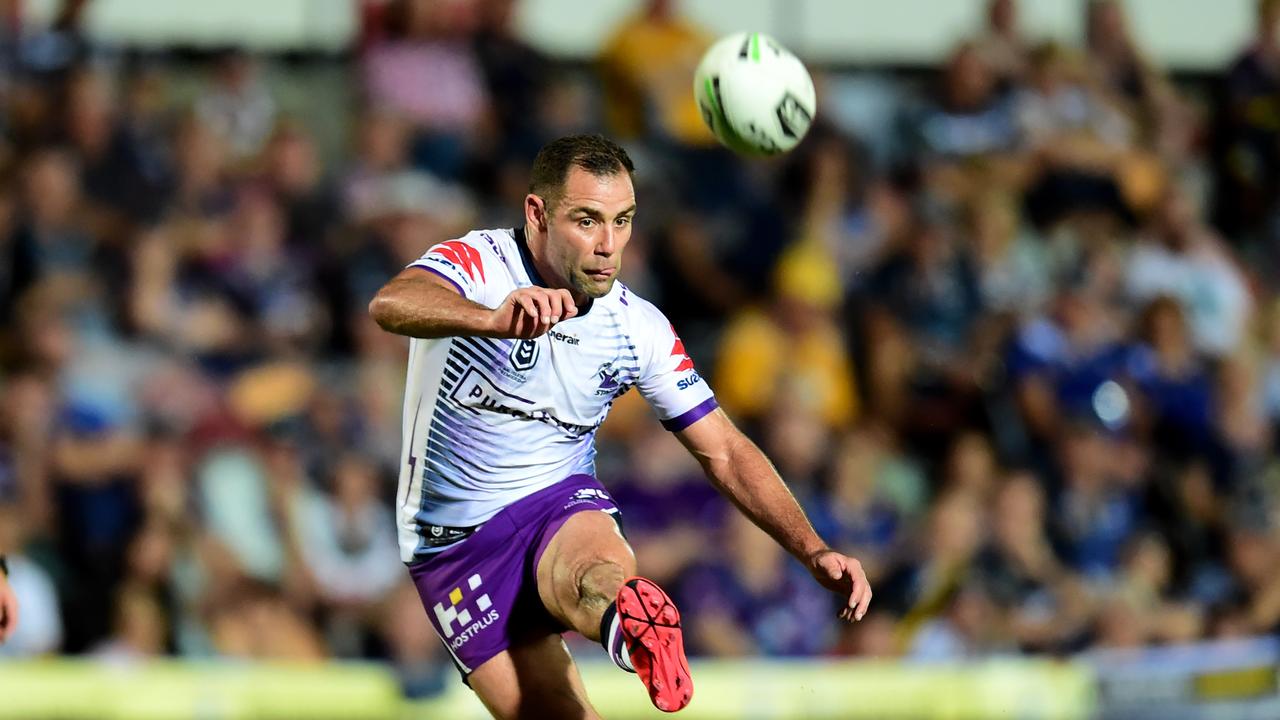 Cameron Smith breaks the all-time pointscorer record with a penalty goal. Picture: Alix Sweeney