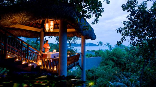 Tree Tops Dining at Anantara Lawana Koh Samui Resort.