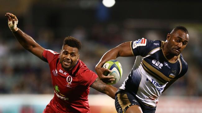 Tevita Kuridrani of the Brumbies evades a tackle.