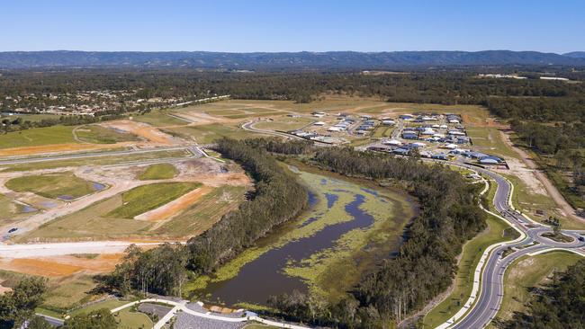 Once complete, Central Springs will feature a 5ha lake surrounded by over 1000 residential dwellings.