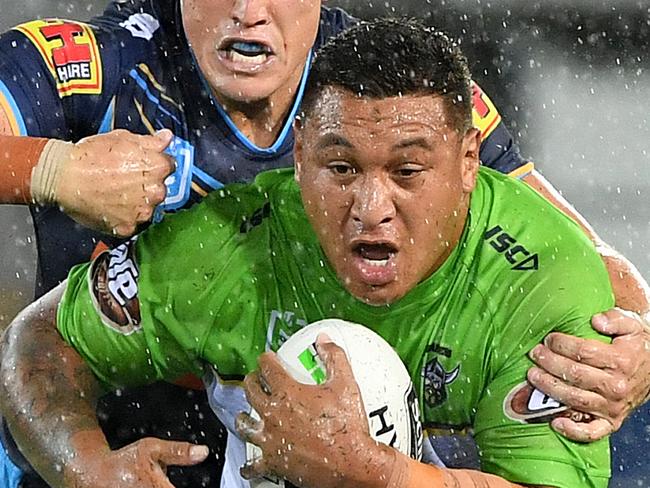 Josh Papalii of the Raiders during the Round 1 NRL match between the Gold Coast Titans and the Canberra Raiders at CBus Super Stadium on the Gold Coast, Sunday, March 17, 2019. (AAP Image/Dave Hunt) NO ARCHIVING, EDITORIAL USE ONLY