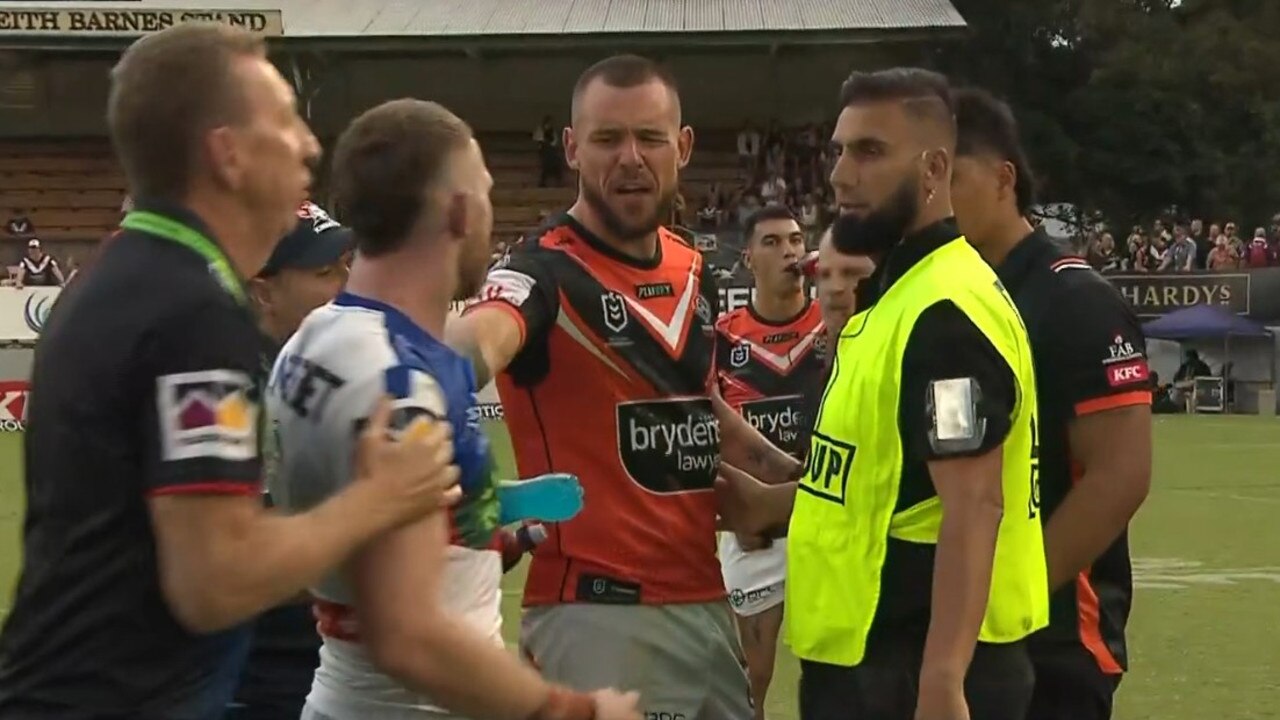 Dave Klemmer involved himself. Photo: Fox Sports