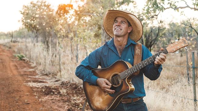 Golden Guitar winning musician Tom Curtain, who owns and operates the Katherine Outback Experience alongside wife Annabel. Picture: Supplied