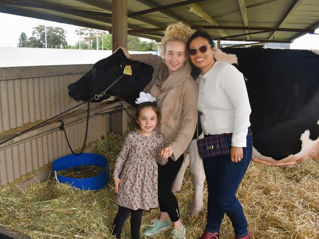 Attendees enjoying the 159th Sale Agricultural Show at the Sale Showgrounds on Friday, November 01, 2024: Sienna, Tumay Mussio and Athena Wu. Picture: Jack Colantuono