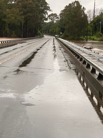 North Richmond Bridge and Yarramundi Bridge were both closed early in the day. Picture: Transport For NSW via Facebook