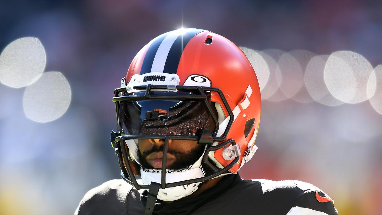CLEVELAND, OHIO - OCTOBER 31: Odell Beckham Jr. #13 of the Cleveland Browns looks on before the second half against the Pittsburgh Steelers at FirstEnergy Stadium on October 31, 2021 in Cleveland, Ohio. Nick Cammett/Getty Images/AFP == FOR NEWSPAPERS, INTERNET, TELCOS &amp; TELEVISION USE ONLY ==