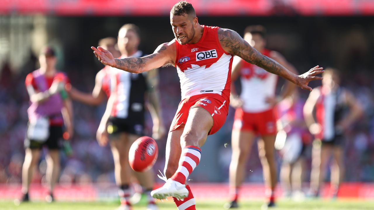 Lance Franklin’s sweeping left-hand curve might not be the most orthodox but does it matter when you have slotted 957 goals in a stunning career?