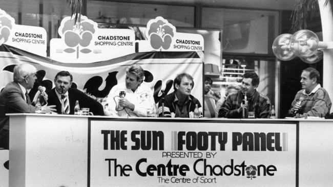 The Sun footy panel in 1985: Bob Skilton, Sam Newman, Peter Keenan, Bob Davis, Mike Williamson, Bobby Skilton. Sam Newman and Crackers Keenan. Picture: COLIN STUCKEY.