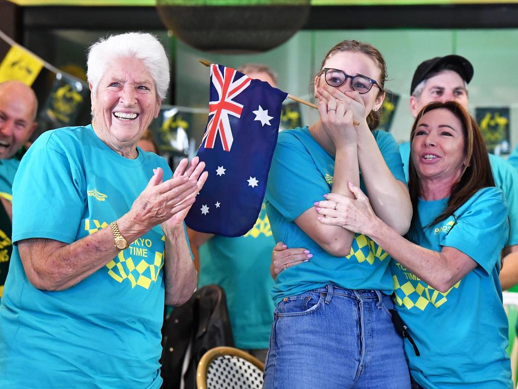 Dawn Fraser (L) said Titmus “swims her own race and does not get distracted.” Picture Patrick Woods