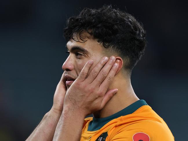 LONDON, ENGLAND - NOVEMBER 09:  Joseph-Aukuso Suaalii of Australia looks after their victory during the Autumn Nations Series 2025 match between England and Australia at Allianz Twickenham Stadium on November 09, 2024 in London, England. (Photo by David Rogers/Getty Images)