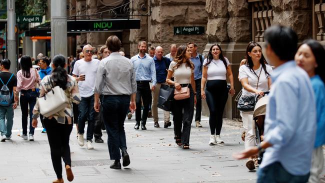 SYDNEY, AUSTRALIA - NewsWire Photos MARCH 15, 2024: General vision of people moving around the CBD on Friday. Picture: NCA NewsWire / Nikki Short