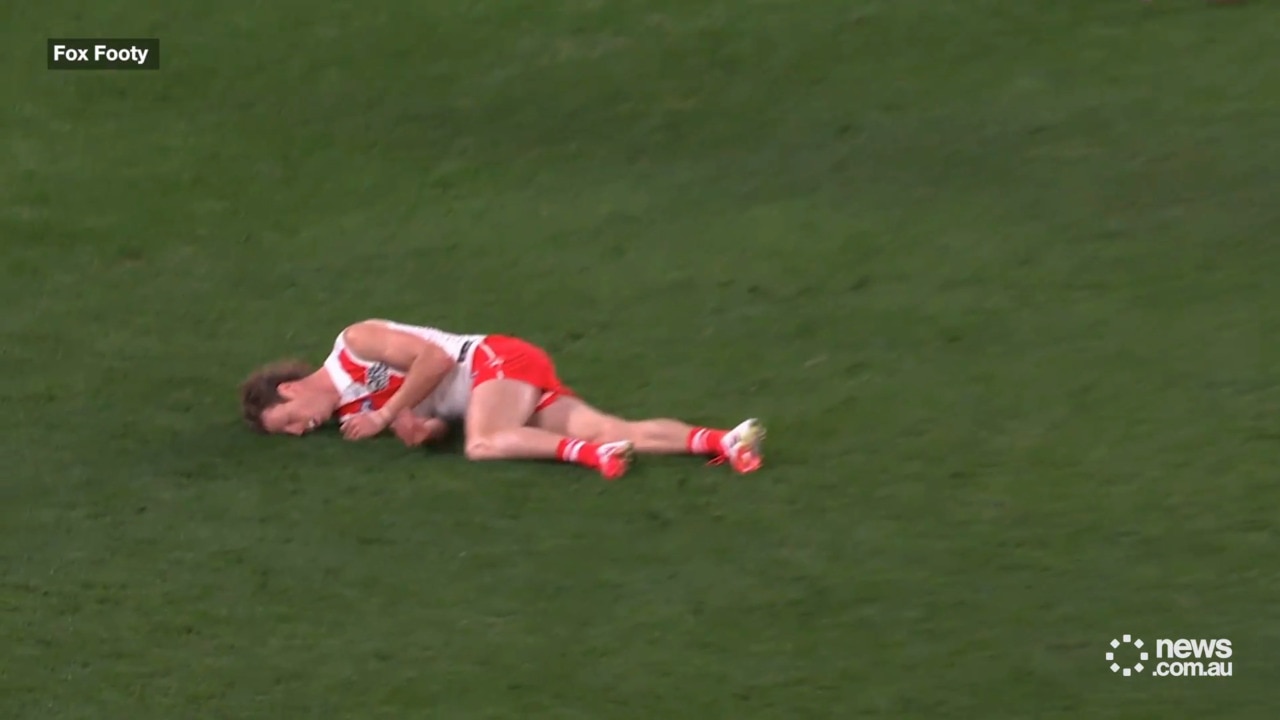 Nick Blakey taken from field after shot to head