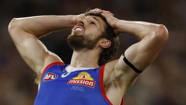 NCA. MELBOURNE, AUSTRALIA. September 4 , 2024. AFL Elimination final. Western Bulldogs vs Hawthorn at the MCG.  Bulldog Marcus Bontempelli reacts after his shot at goal was touched 4th qtr    . Pic: Michael Klein