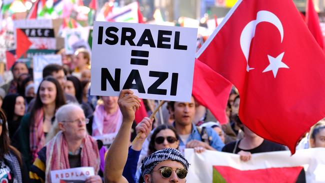 MELBOURNE, AUSTRALIA - NewsWire Photos MAY 22, 2021: Photo of people rlly in support of the Palestinian people in Melbourne  Picture: NCA NewsWire / Luis Ascui