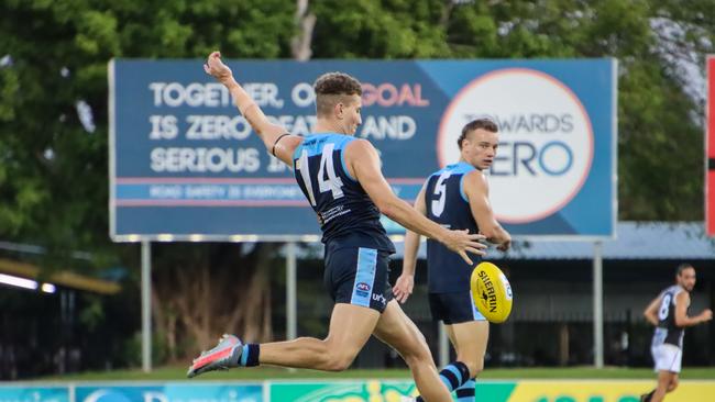 The Darwin Buffaloes won against the Palmerston Magpies in Round 4 of the NTFL Men's Premier League. Picture: Celina Whan/AFLNT Media