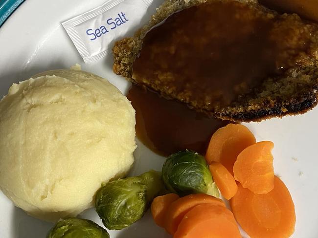 Patient shares hospital meal of schnitzel, mash potatoes, broccolii and carrots to social media. Picture: