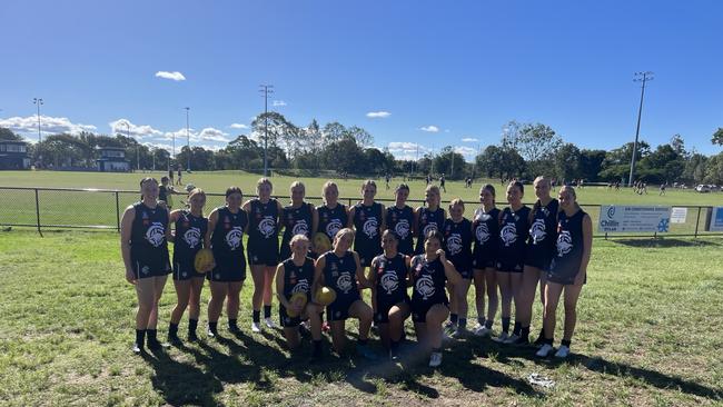 The Coorparoo girls had a close loss today in the footy.