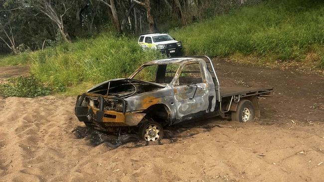 Burnt car on Whylandra St, Dubbo. Photo: Facebook.