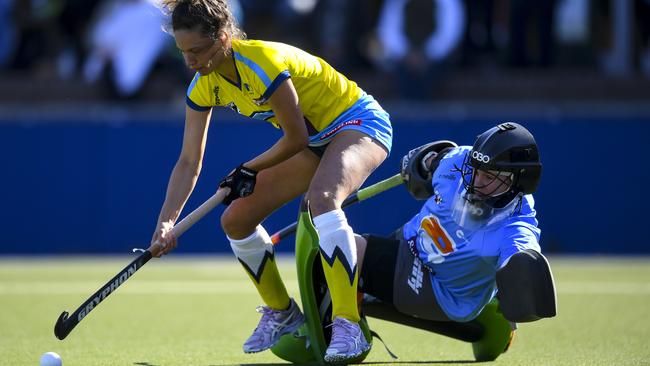 Brisbane Blaze goalkeeper Hannah Astbury