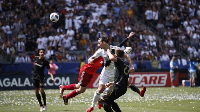 Zlatan Ibrahimovic amazes in MLS debut for Los Angeles Galaxy