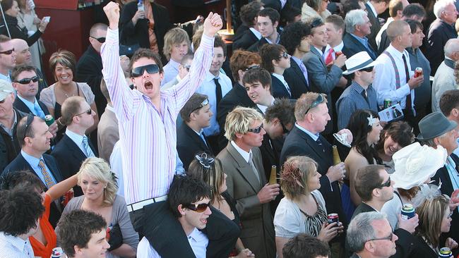 2008 Geelong Cup race 8 celebrations