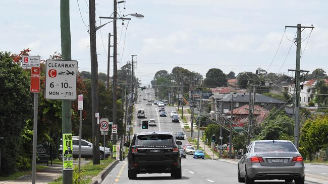 Eight per cent of Penshurst residents experience mortgage stress. (AAP IMAGE/Simon Bullard)