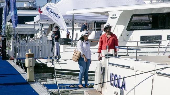 Punters at the Sanctuary Cove Boat Show. Picture: Glenn Campbell