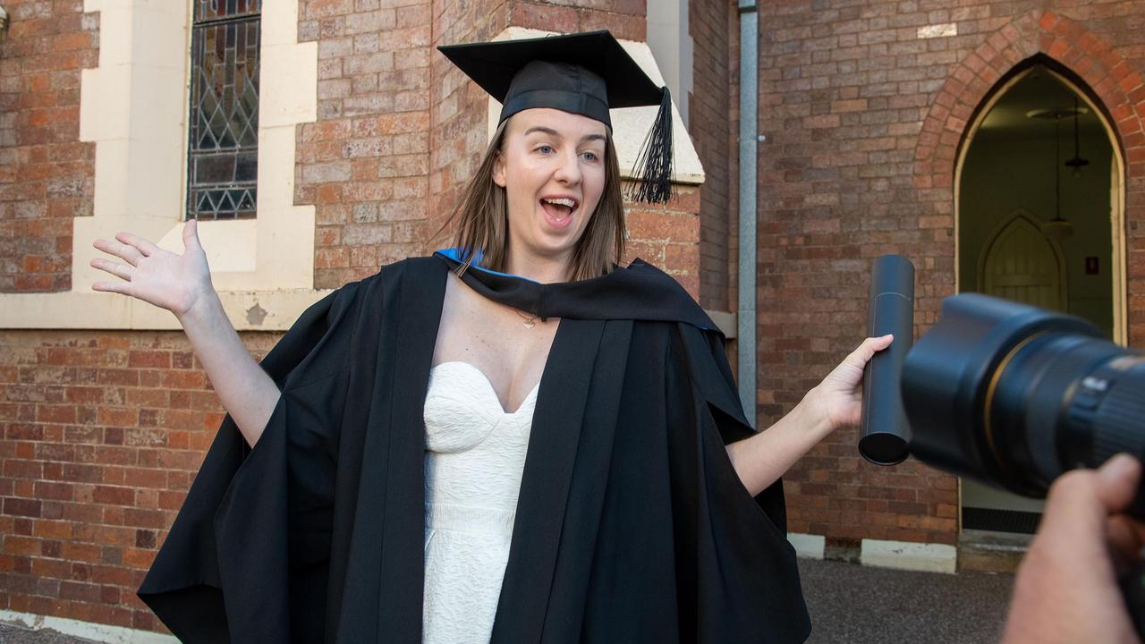 Kristie Blatch graduates with a Bachelor in Medical Laboratory Science. UniSQ graduation ceremony at Empire Theatre, Tuesday June 27, 2023.