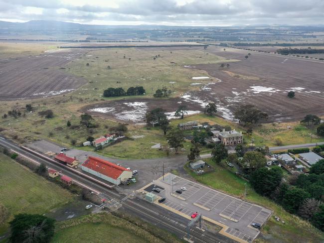 Aerial view of Clarkefield. A HISTORIC town 46km to the north of Melbourne would be turned into a carbon neutral community under a bold redevelopment plan. Developer APD Projects wants to revitalise the existing Clarkefield pub, rail station and other heritage buildings while providing a pedestrian friendly treed boulevard and Australian village styled landscaping. Up to 450 homes would be built in the township phase, while a broader development is envisaged later.  Picture: Alex Coppel.