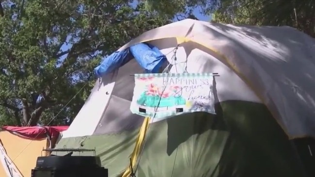 Nonprofit Group Works To Collect Data On Orlando Homeless Population   197a048b9f42bfef2bc3a23b3d0c7d61