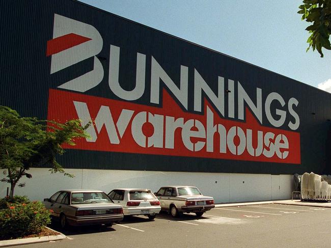 Exterior of a Bunnings hardware store, Queensland. Shop. Shopping.