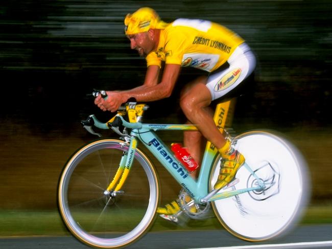 1 Aug 1998: Marco Pantani of Italy and the Mercatone team (race leader) during Stage 20 Time Trial of the 1998 Tour De France between Montceau and Le Creusot, France. \ Mandatory Credit: Alex Livesey /Allsport