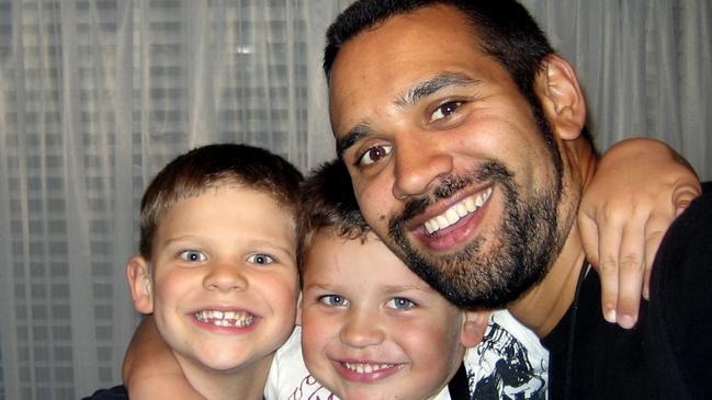 Stephen Smith with his two older boys Tynan and Jay in about 2006.