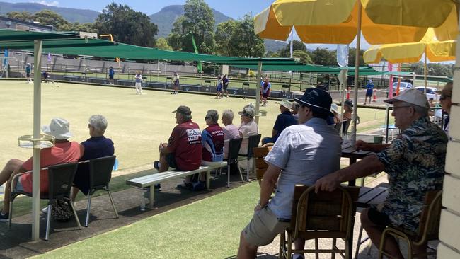 Lots of spectators showing up for the singles elimination stages at the South Pacific Carnival. Photo: Kevin Merrigan