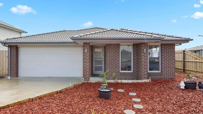 2 Pio Way Lang Land, just sold for $735,000 on the weekend.