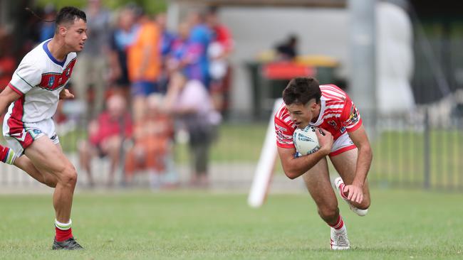 Toby Rumble goes in to score in the grand final. Picture: Sue Graham