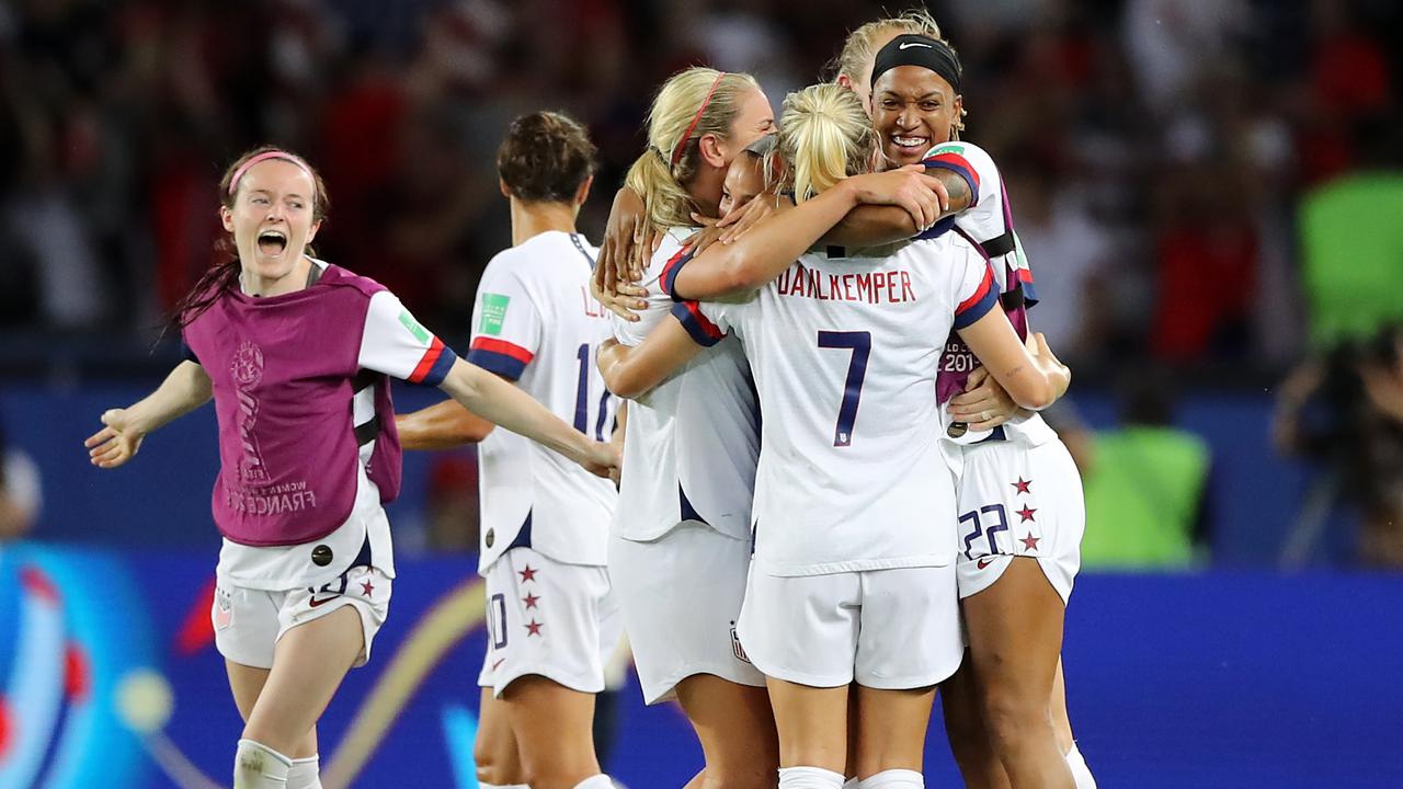 USA players celebrate.