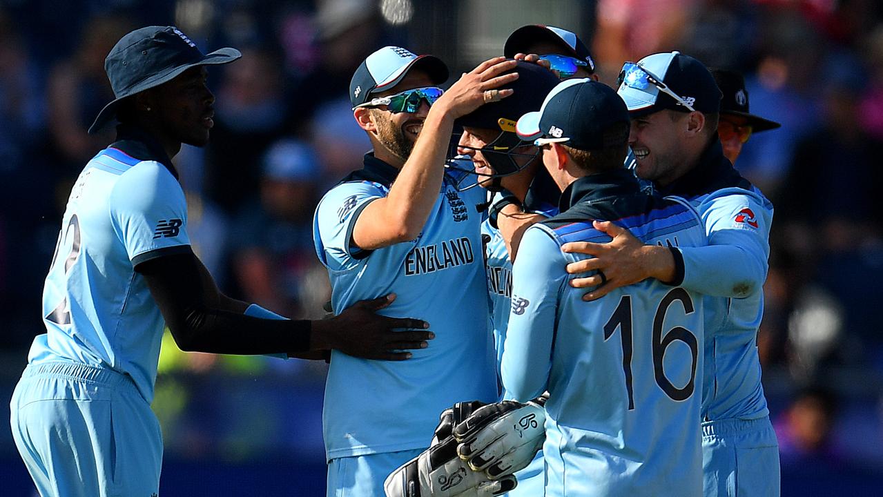 england-qualify-for-world-cup-semifinals-england-thrash-new-zealand-by