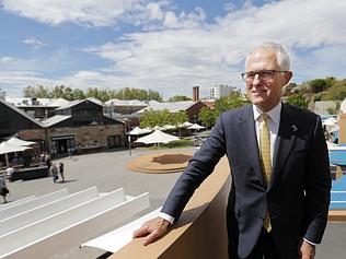 Pm Malcolm Turnbull Is in the Mercury Office.