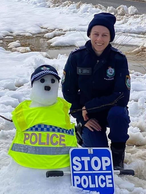 Senior Constable Rayner gets some help from Constable Olaf.