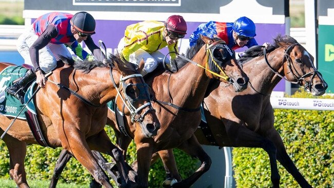 Dom To Shoot wins Northerly Stakes. Picture: Western Racepix