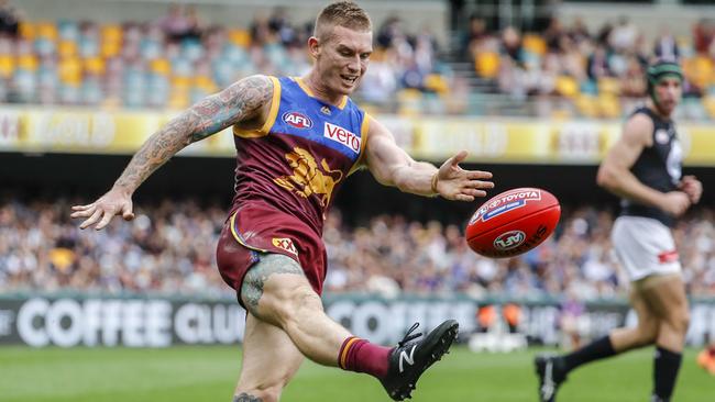 Dayne Beams in action against Carlton.