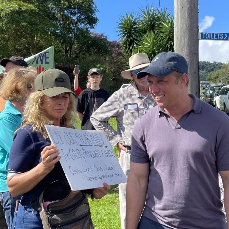 Premier Stephen Miles made the trip to Eungella to meet with the public on the pumped hydro project. Photo: Fergus Gregg