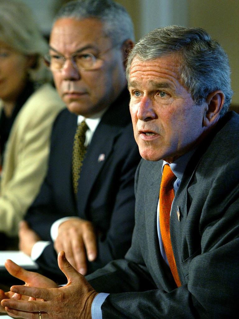 Former US President George W. Bush and his Secretary of State Colin Powell.