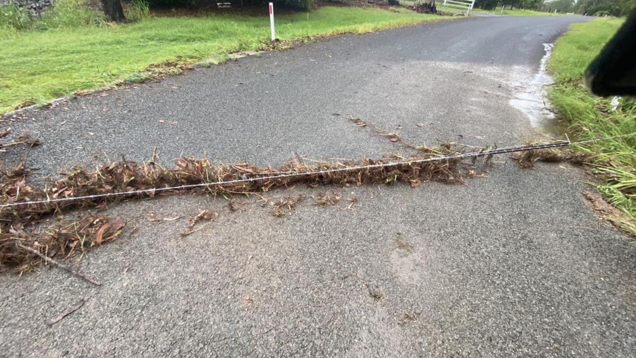 Toni Deegan snapped this photo of barbedwire across Gatehouse Road Bridge in Kilkivan.