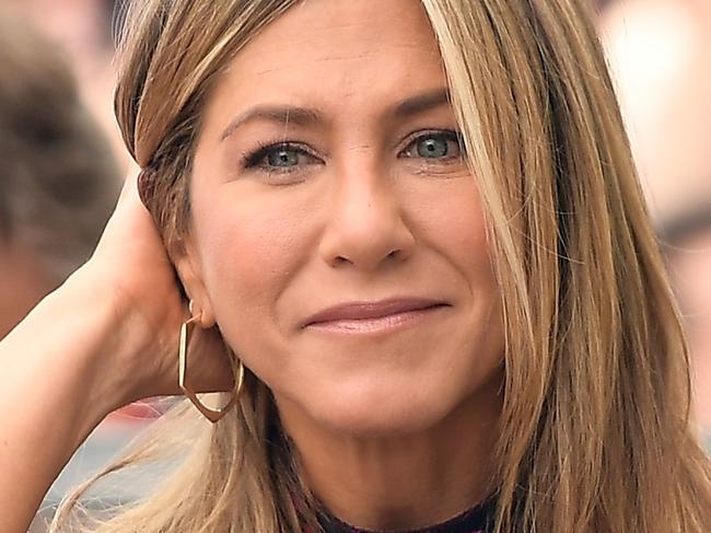 HOLLYWOOD, CA - JULY 26:  Jennifer Aniston attends The Hollywood Walk of Fame Star Ceremony honoring Jason Bateman on July 26, 2017 in Hollywood, California.  (Photo by Matt Winkelmeyer/Getty Images)