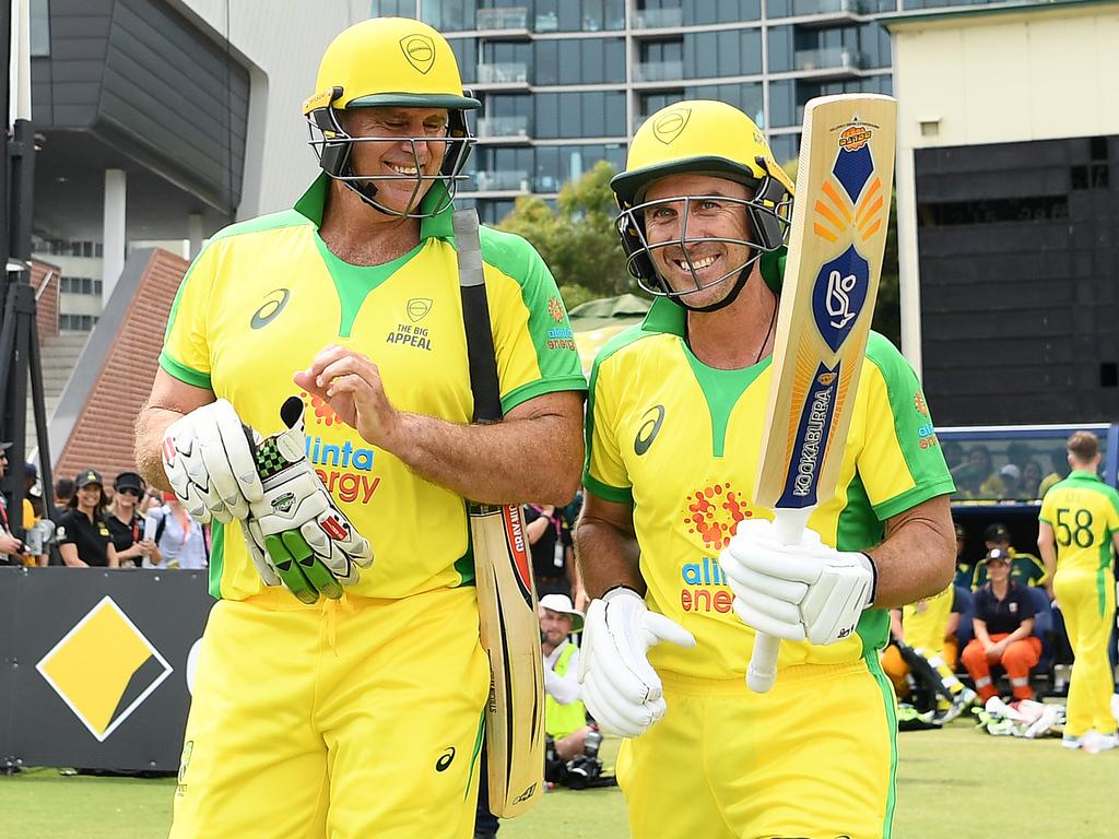 The close bond of Matthew Hayden and Justin Langer will be tested just a little should Australia and Pakistan meet in the semi-finals. Picture: Quinn Rooney/Getty Images