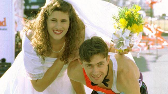 Amanda Dann and Lee Pratt tie the knot at the start of the Gold Coast Marathon on July 20, 1996.