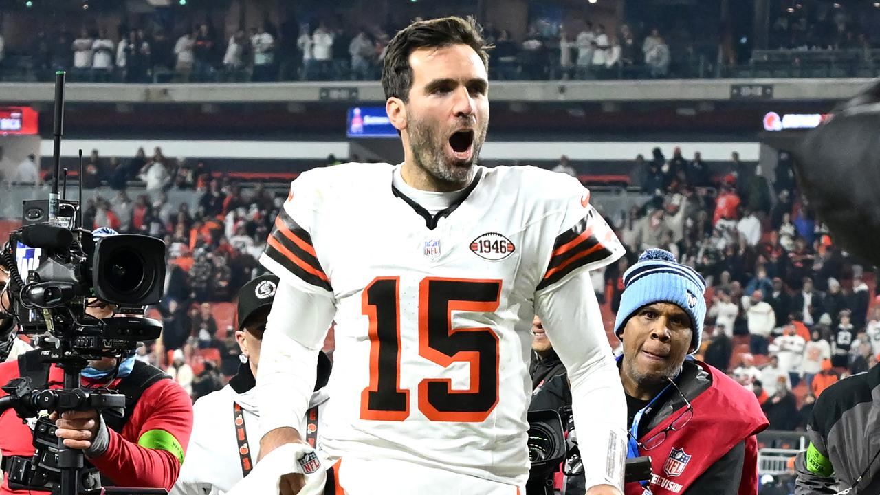 Les Browns de Cleveland battent les Jets de New York, les Browns scellent leur place pour les séries éliminatoires de la NFL, Joe Flacco, actualités, scores, résultats, Elijah Moore souffre d’une commotion cérébrale