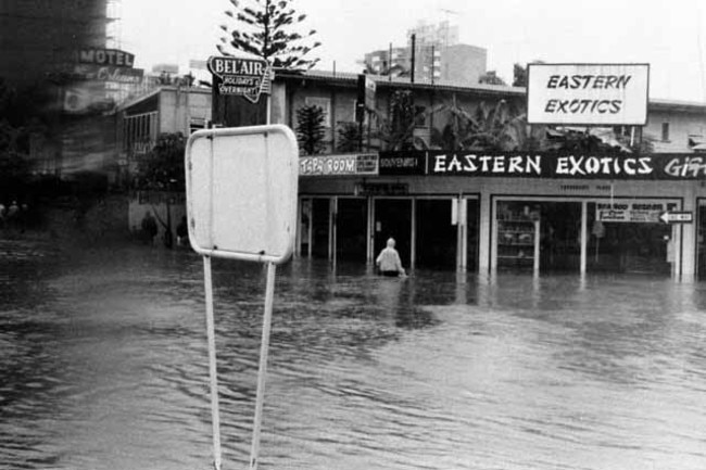 Waist high 1974 flood on the corner of Cavill and Ferny Avenues.